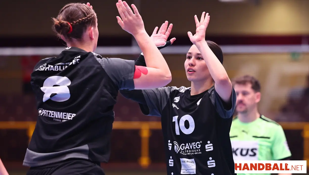 Kantersiege und enge Fights am ersten Spieltag